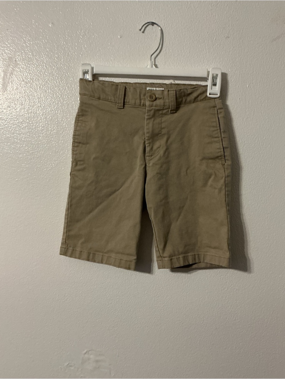 Amazon Essentials Boys Tan Chino Shorts
